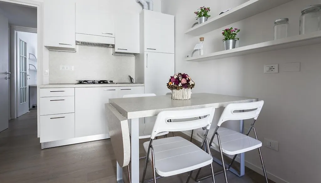 Italianway-Bligny 19 Apartment Milan